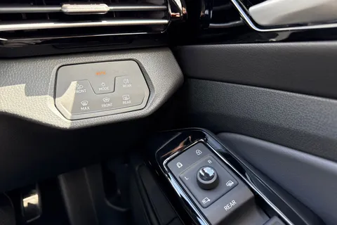 DA25BVG Volkswagen ID.4 150kW Family Pro Perform 77kWh 5dr Auto [135kW Ch] Thumbnail #25