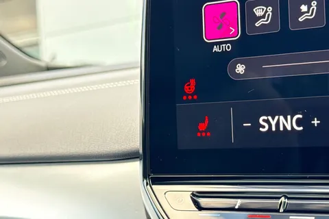 DA25BVG Volkswagen ID.4 150kW Family Pro Perform 77kWh 5dr Auto [135kW Ch] Thumbnail #35