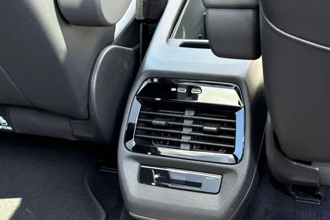 DA25BVG Volkswagen ID.4 150kW Family Pro Perform 77kWh 5dr Auto [135kW Ch] Thumbnail #39