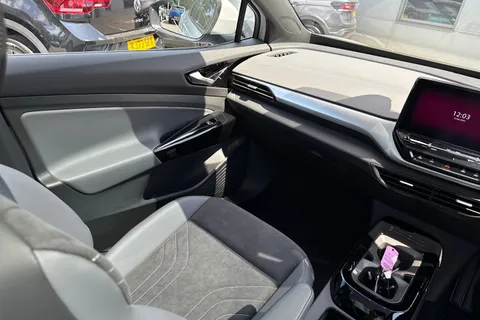 DA25BVG Volkswagen ID.4 150kW Family Pro Perform 77kWh 5dr Auto [135kW Ch] Thumbnail #41
