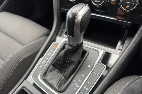 YA67BHN Volkswagen Golf 2.0 TSI 310 R 3dr 4MOTION DSG ⭐19' Pretoria Alloys, 1 Year VW Warranty⭐ Thumbnail #24