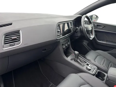 KM25BTU CUPRA Ateca 2.0 TSI VZ2 5dr DSG 4Drive **Panoramic Sunroof** Thumbnail #10