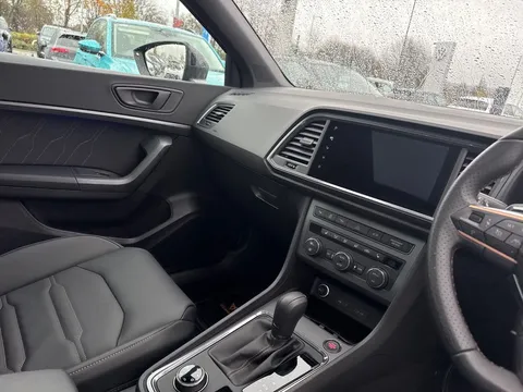 KM25BTU CUPRA Ateca 2.0 TSI VZ2 5dr DSG 4Drive **Panoramic Sunroof** Thumbnail #16