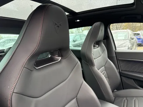 KM25BTU CUPRA Ateca 2.0 TSI VZ2 5dr DSG 4Drive **Panoramic Sunroof** Thumbnail #22