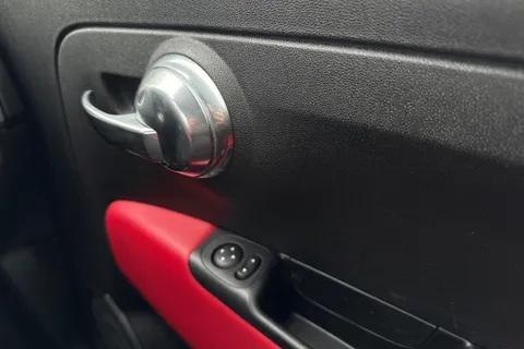 DX68HJV Abarth 595 1.4 T-Jet Competizione 70th Euro 6 3dr Thumbnail #19