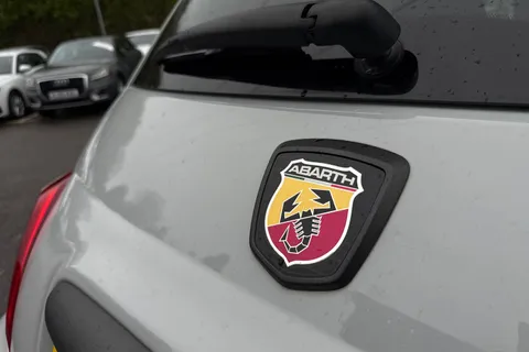 DX68HJV Abarth 595 1.4 T-Jet Competizione 70th Euro 6 3dr Thumbnail #41