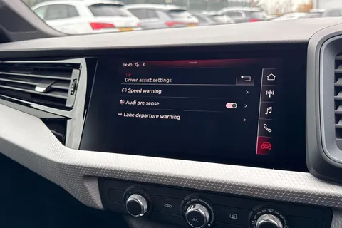 33 of 48 for Audi A1 S line 35 TFSI 150 PS 6-speed