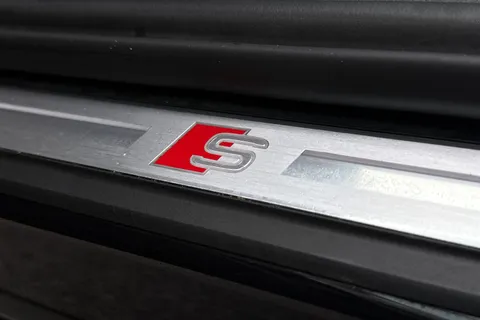 33 of 46 for Audi A6 Avant Avant S line 40 TFSI 204 PS S tronic