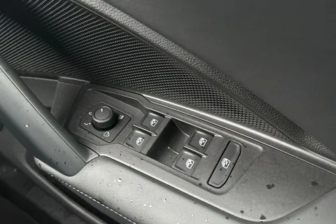 20 of 49 for Volkswagen Tiguan 1.5 TSI (204ps) Match eHybrid DSG