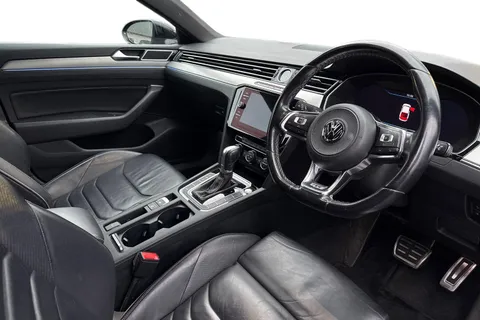 MC18VSZ Volkswagen Arteon 2.0 TSI R-Line Fastback DSG Euro 6 (s/s) 5dr Thumbnail #8