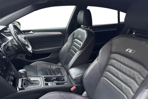 MC18VSZ Volkswagen Arteon 2.0 TSI R-Line Fastback DSG Euro 6 (s/s) 5dr Thumbnail #11