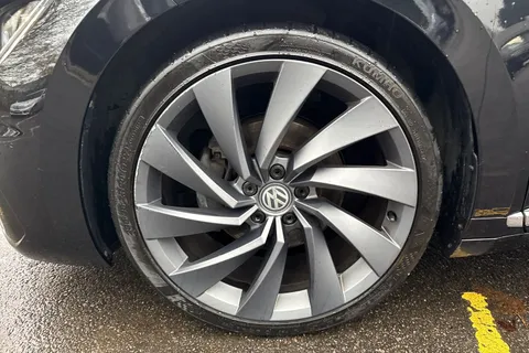 23 of 47 for Volkswagen Arteon 2.0 TSI R-Line Fastback DSG Euro 6 (s/s) 5dr