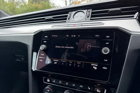 26 of 47 for Volkswagen Arteon 2.0 TSI R-Line Fastback DSG Euro 6 (s/s) 5dr