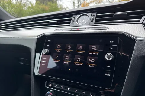 30 of 47 for Volkswagen Arteon 2.0 TSI R-Line Fastback DSG Euro 6 (s/s) 5dr