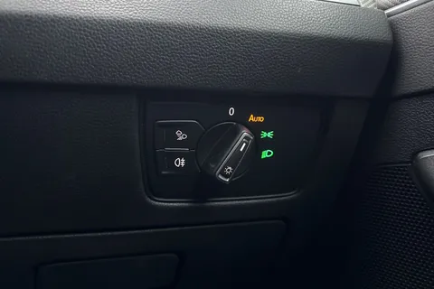 36 of 47 for Volkswagen Arteon 2.0 TSI R-Line Fastback DSG Euro 6 (s/s) 5dr