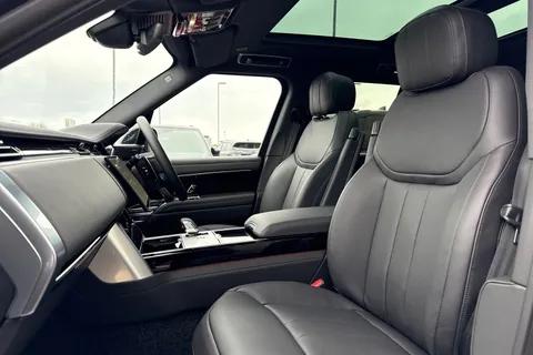 Land Rover Range Rover 3.0 P460e 38.2kWh Edition Auto 4WD Euro 6 (s/s) 5dr Thumbnail #12