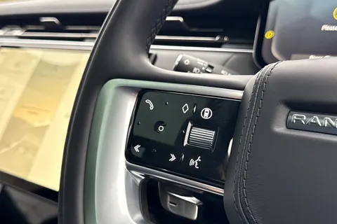 Land Rover Range Rover 3.0 P460e 38.2kWh Edition Auto 4WD Euro 6 (s/s) 5dr Thumbnail #18