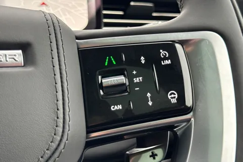 Land Rover Range Rover 3.0 P460e 38.2kWh Edition Auto 4WD Euro 6 (s/s) 5dr Thumbnail #19