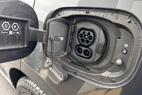 Land Rover Range Rover 3.0 P460e 38.2kWh Edition Auto 4WD Euro 6 (s/s) 5dr Thumbnail #30