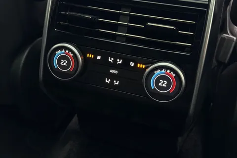 Land Rover Range Rover 3.0 P460e 38.2kWh Edition Auto 4WD Euro 6 (s/s) 5dr Thumbnail #31