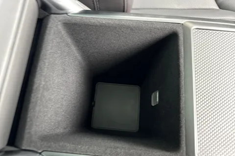 Land Rover Range Rover 3.0 P460e 38.2kWh Edition Auto 4WD Euro 6 (s/s) 5dr Thumbnail #55