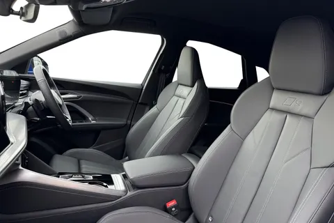 Audi Q5 2.0 TDI S line Sportback S Tronic quattro Euro 6 (s/s) 5dr Thumbnail #16