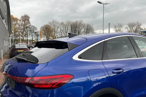 Audi Q5 2.0 TDI S line Sportback S Tronic quattro Euro 6 (s/s) 5dr Thumbnail #32