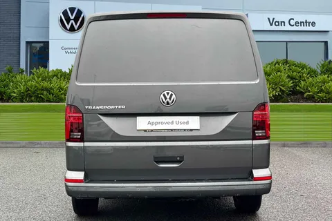 DG74CXV Volkswagen Transporter 2.0 TDI 150 Highline Van DSG Thumbnail #5