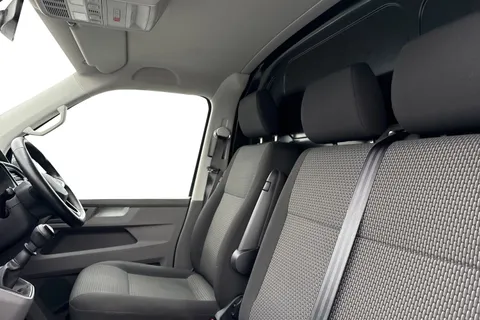DE74AZD Volkswagen Transporter 2.0 TDI 110 Highline Van Thumbnail #12