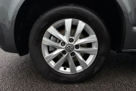 DG74CXV Volkswagen Transporter 2.0 TDI 150 Highline Van DSG Thumbnail #13