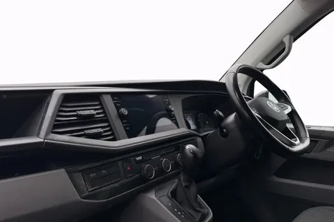 DG74CXV Volkswagen Transporter 2.0 TDI 150 Highline Van DSG Thumbnail #15