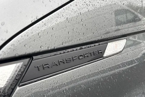 DG74ESY Volkswagen Transporter 2.0 TDI 110 Highline Van Thumbnail #29