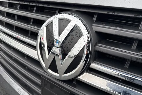 DG74ESY Volkswagen Transporter 2.0 TDI 110 Highline Van Thumbnail #31