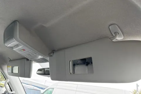 DG74CXV Volkswagen Transporter 2.0 TDI 150 Highline Van DSG Thumbnail #41