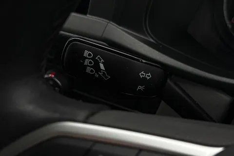 DG74ESY Volkswagen Transporter 2.0 TDI 110 Highline Van Thumbnail #40