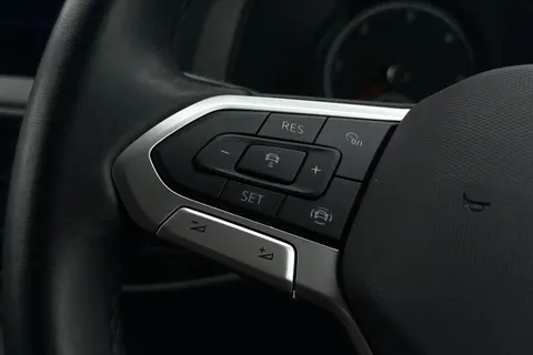 DG74ESY Volkswagen Transporter 2.0 TDI 110 Highline Van Thumbnail #41