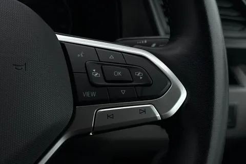 DG74ESY Volkswagen Transporter 2.0 TDI 110 Highline Van Thumbnail #42