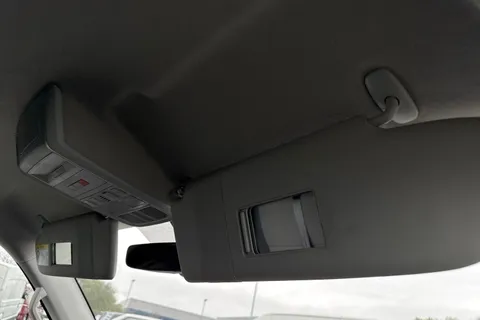 DE74AZD Volkswagen Transporter 2.0 TDI 110 Highline Van Thumbnail #45