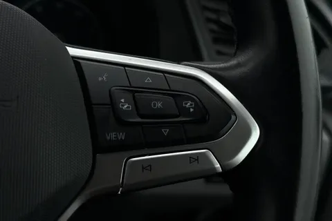 DG74CXV Volkswagen Transporter 2.0 TDI 150 Highline Van DSG Thumbnail #44