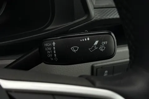 DG74ESY Volkswagen Transporter 2.0 TDI 110 Highline Van Thumbnail #43