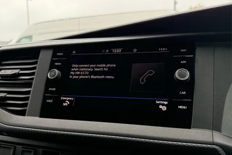 DG74ESY Volkswagen Transporter 2.0 TDI 110 Highline Van Thumbnail #49