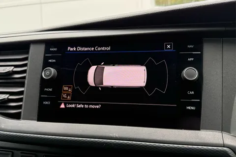 DG74CXV Volkswagen Transporter 2.0 TDI 150 Highline Van DSG Thumbnail #51