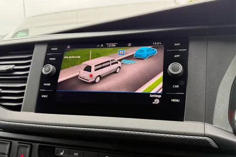 DG74ESY Volkswagen Transporter 2.0 TDI 110 Highline Van Thumbnail #53