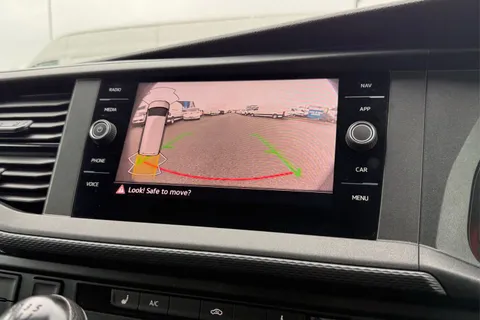 DG74ESY Volkswagen Transporter 2.0 TDI 110 Highline Van Thumbnail #55