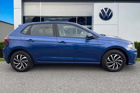 GK24JKN Volkswagen Polo 1.0 TSI Life 5dr DSG Thumbnail #5