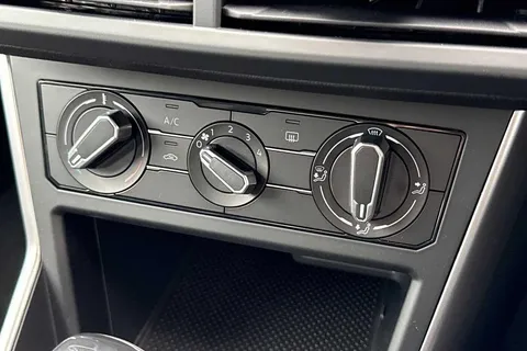 GK24JKN Volkswagen Polo 1.0 TSI Life 5dr DSG Thumbnail #20