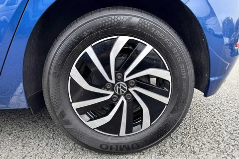 GK24JKN Volkswagen Polo 1.0 TSI Life 5dr DSG Thumbnail #23