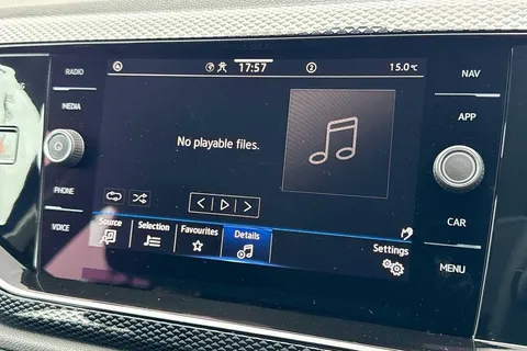 GK24JKN Volkswagen Polo 1.0 TSI Life 5dr DSG Thumbnail #45