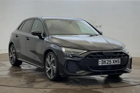 DK25XHS Audi A3 Black Edition 35 TFSI  150 PS S tronic Thumbnail #1