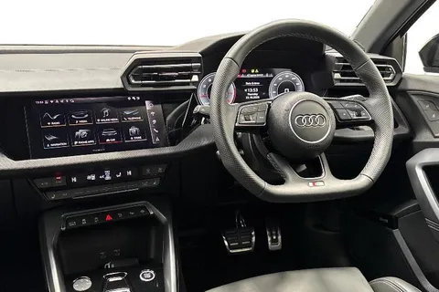 DK25XHS Audi A3 Black Edition 35 TFSI  150 PS S tronic Thumbnail #2